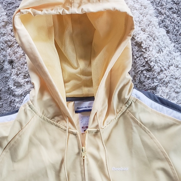 Women's Reebok jacket - Picture 2 of 5